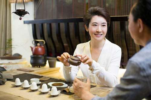 我为什么会做那种梦见自己在怒吼训斥别人的噩梦呢？