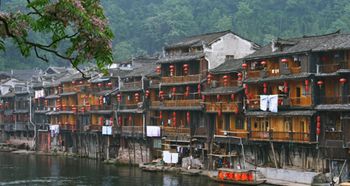 凤凰古城门票预订攻略：一场说走就走的“坑爹”之旅
