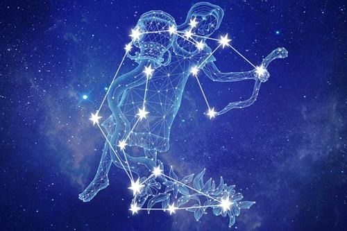 水瓶座：较深圳的创崭新与独立