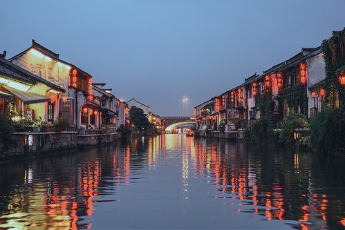 3. 烟水亭，古色古香的灯光秀