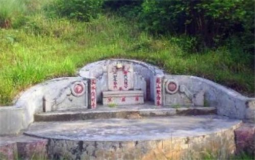 现代化视角：科学研究与传统方式并行