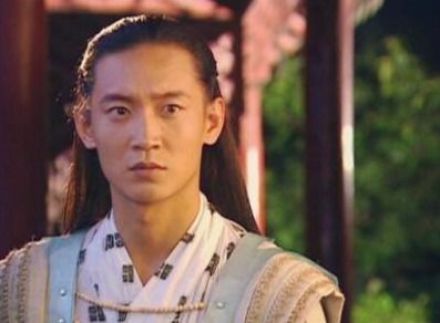 保持谦逊， 不自豪