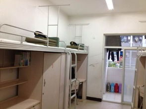 较大学宿舍卫生间的十分沉关键性