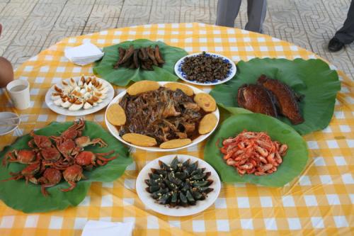 饮食：咸、 腥、怪味三沉重奏
